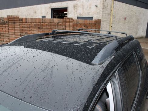 Used 2023 GMC Acadia AT4 w/ Technology Package image 32