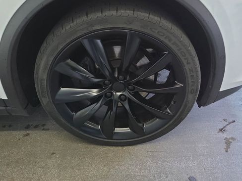 Used 2019 Tesla Model X Long Range AWD/4WD image 13
