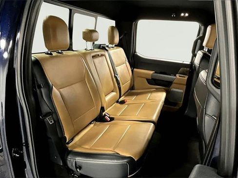 Used 2021 Ford F150 Lariat w/ Tow Technology Package image 25