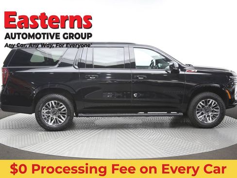 Used 2025 Chevrolet Suburban Z71 AWD/4WD image 49