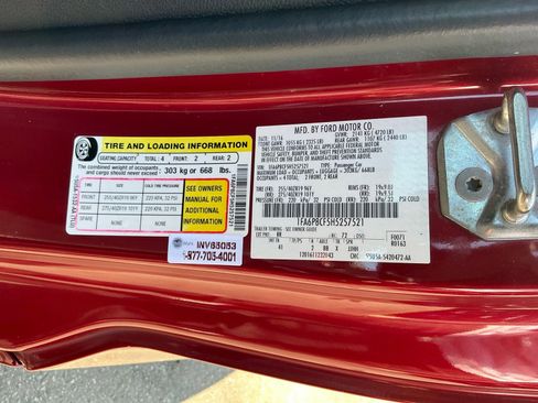 Used 2017 Ford Mustang GT Premium w/ GT Performance Package image 26