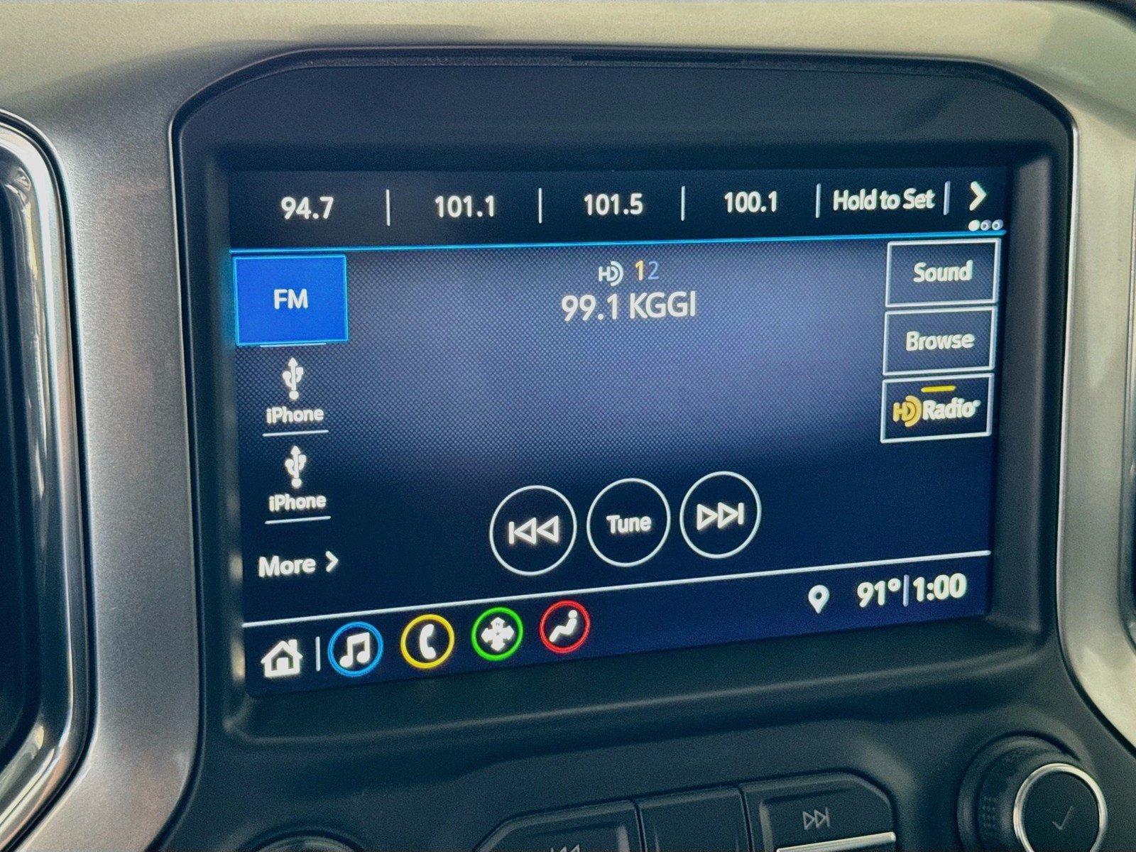 Used 2019 Chevrolet Silverado 1500 RST w/ All-Star Edition AWD/4WD image 10