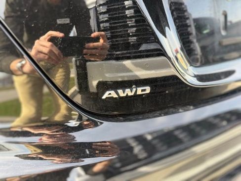 Used 2023 Cadillac CT5 V w/ Super Cruise 2 Package image 3