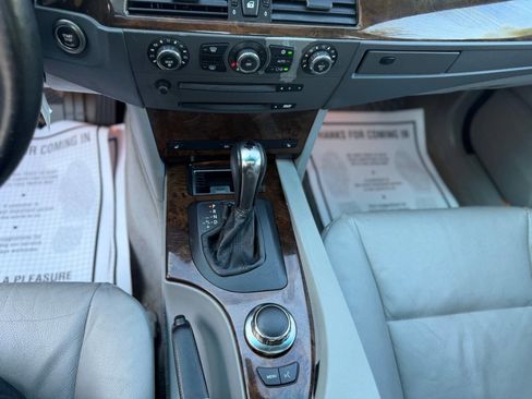 Used 2007 BMW 530i Sedan image 16