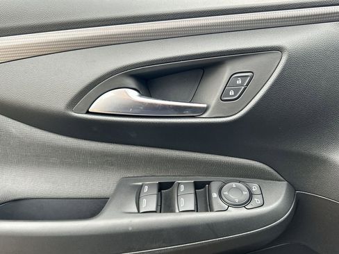 New 2026 Buick Envista Avenir image 24