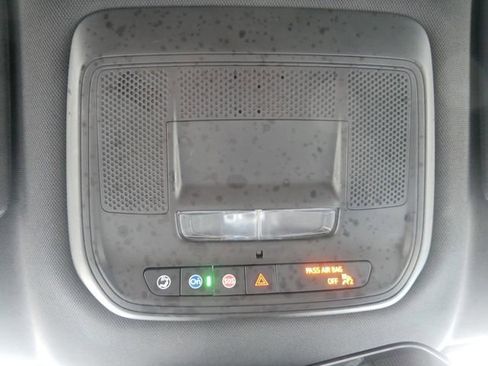 Used 2025 Chevrolet Equinox EV LT w/ Convenience Package image 19