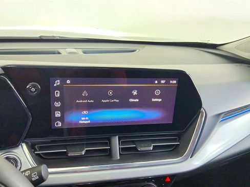 New 2026 Chevrolet Trax LT image 40