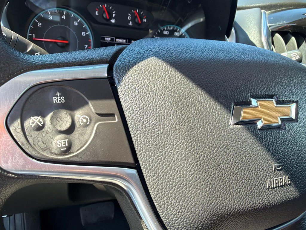Used 2021 Chevrolet Traverse LS FWD image 28