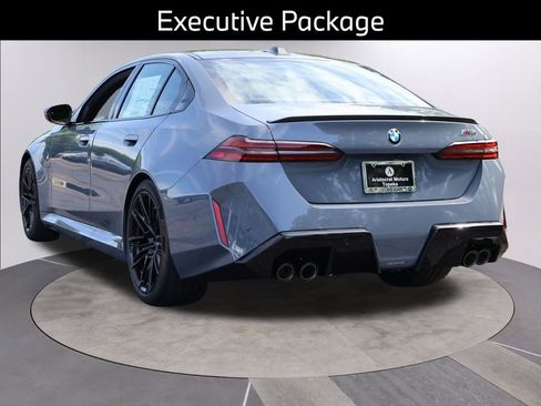 New 2026 BMW M5 w/ Carbon Package image 7