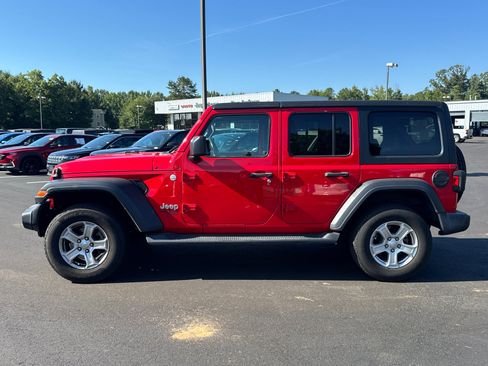 Used 2020 Jeep Wrangler Unlimited Sport S AWD/4WD image 8