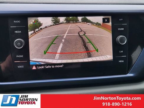 Used 2023 Volkswagen Taos SE w/ Panoramic Sunroof Package AWD/4WD image 19