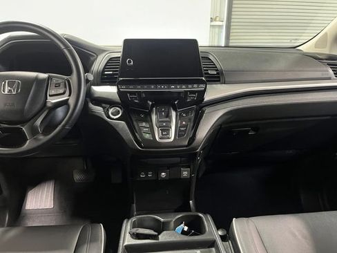 Used 2025 Honda Odyssey Touring image 19