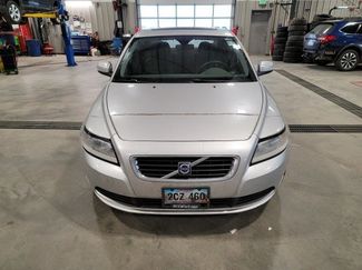 Used 2009 Volvo S40 2.4i video 2