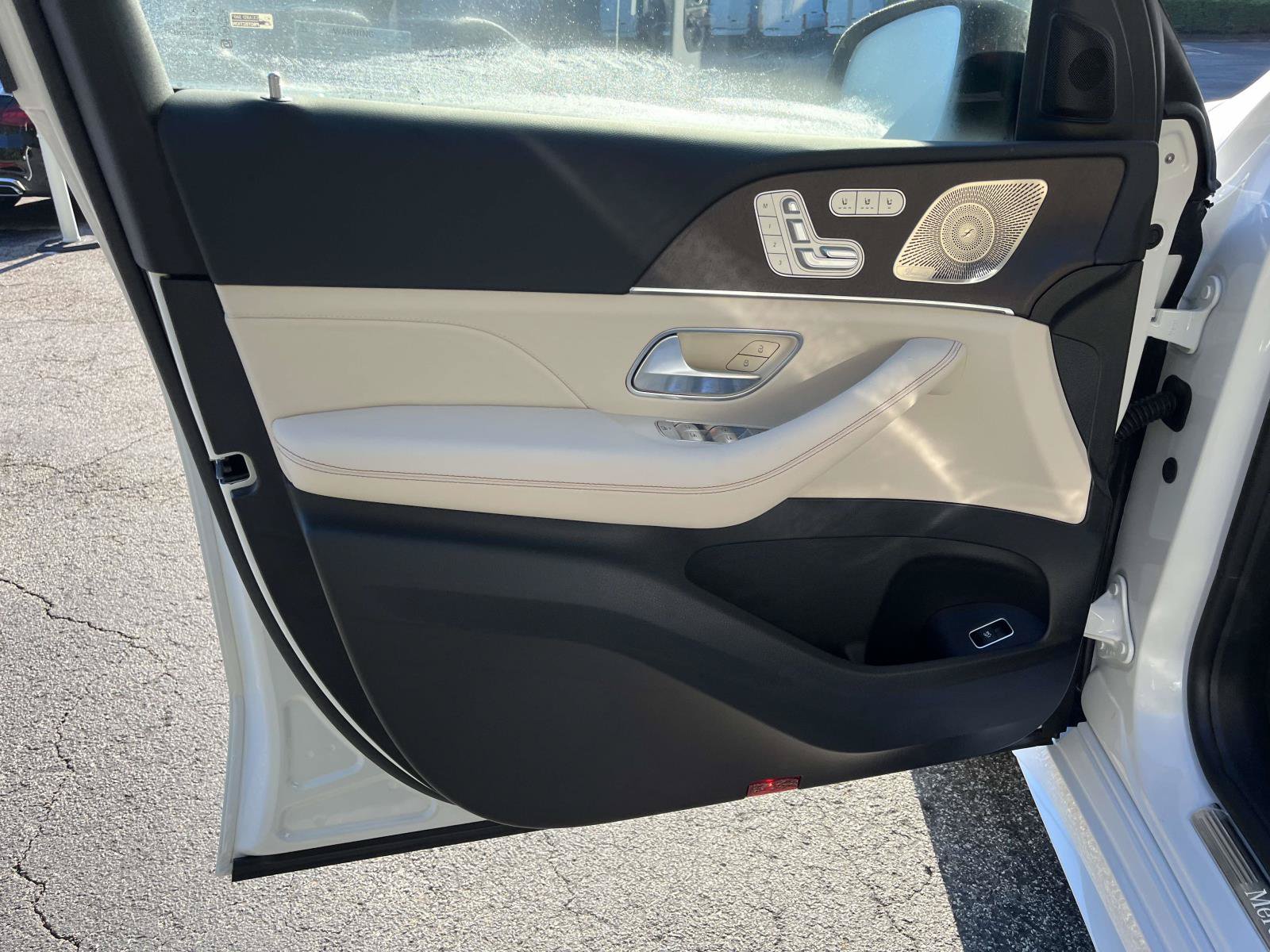 New 2027 Mercedes-Benz GLS 450 4MATIC image 18