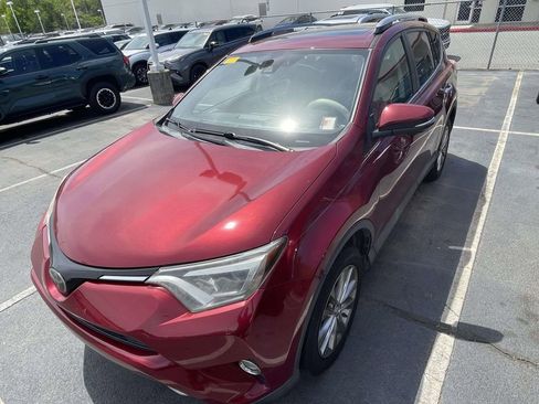 Used 2018 Toyota RAV4 Limited image 30