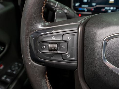 Used 2023 GMC Sierra 1500 AT4 w/ AT4 Premium Package image 32