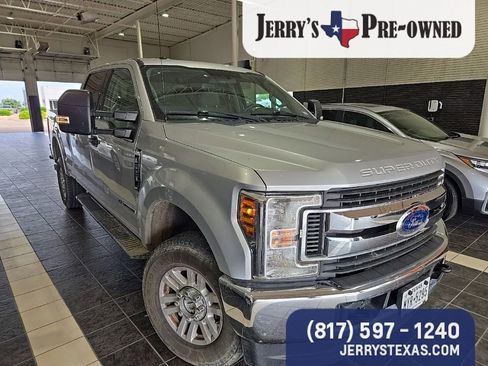 Used 2019 Ford F250 XLT AWD/4WD image 4