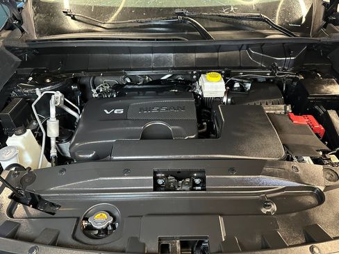Used 2022 Nissan Pathfinder S AWD/4WD image 24