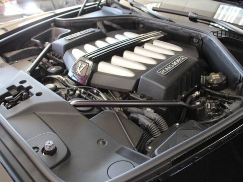 Used 2019 Rolls-Royce Ghost RWD image 24