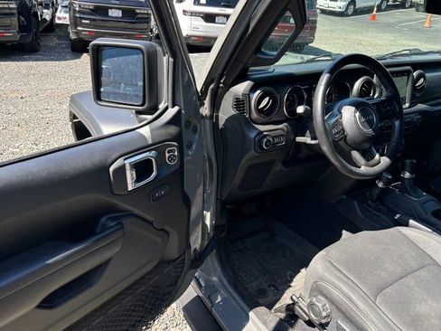 Used 2022 Jeep Wrangler Unlimited Sport w/ Sun And Sound Package AWD/4WD image 8