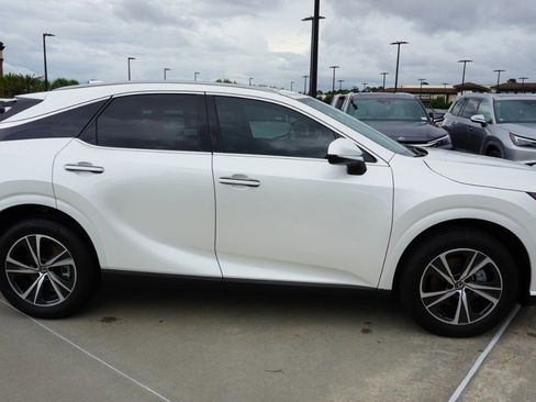 Used 2024 Lexus RX 350 Premium w/ Accessory Package (Z1) FWD image 5