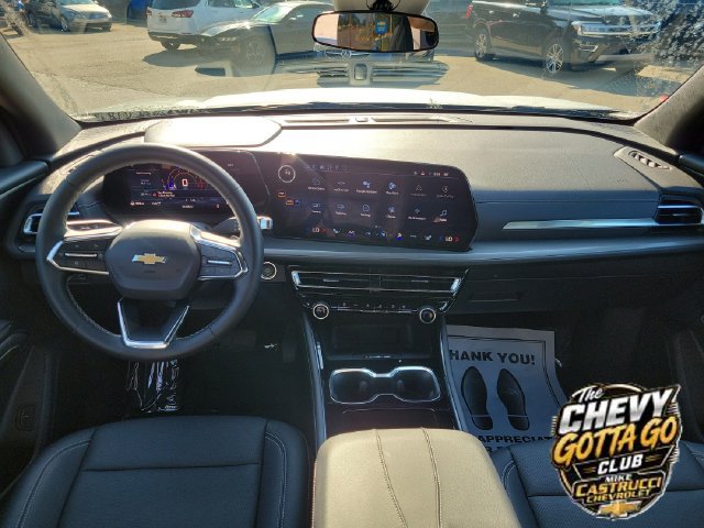 Used 2026 Chevrolet Traverse LT AWD/4WD image 10