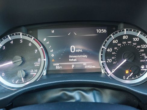 Certified 2023 Toyota Highlander XSE image 24