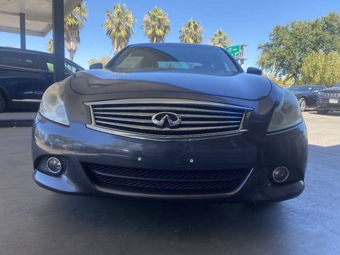 Used 2011 INFINITI G37 Journey w/ Premium Pkg RWD image 4