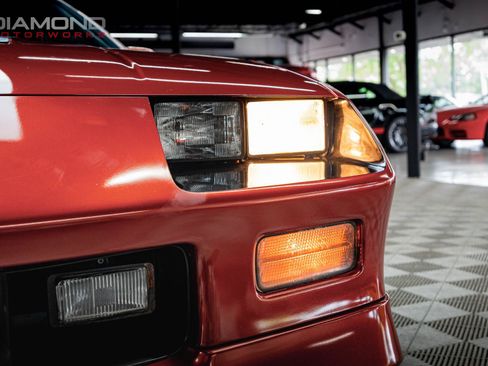 Used 1989 Chevrolet Camaro IROC-Z RWD image 35