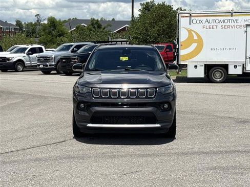 Used 2022 Jeep Compass Limited AWD/4WD image 2