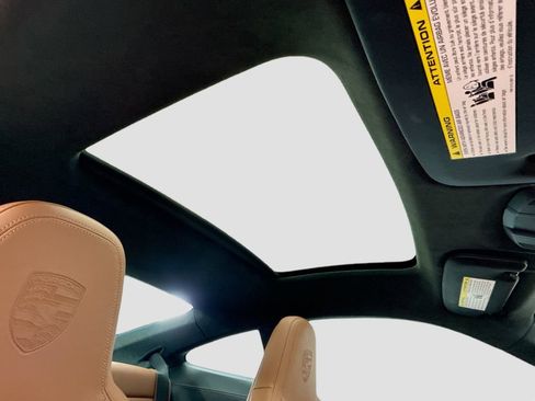 Used 2024 Porsche 911 Carrera GTS image 17