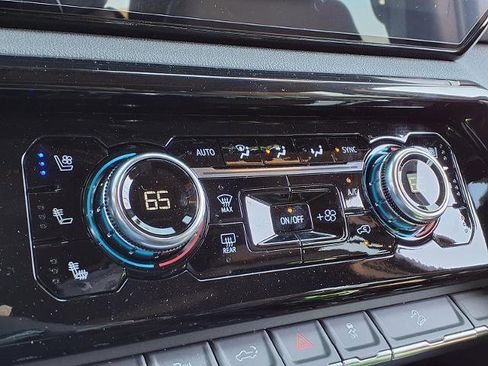 New 2026 GMC Sierra 2500 AT4 w/ AT4 Premium Plus Package image 8