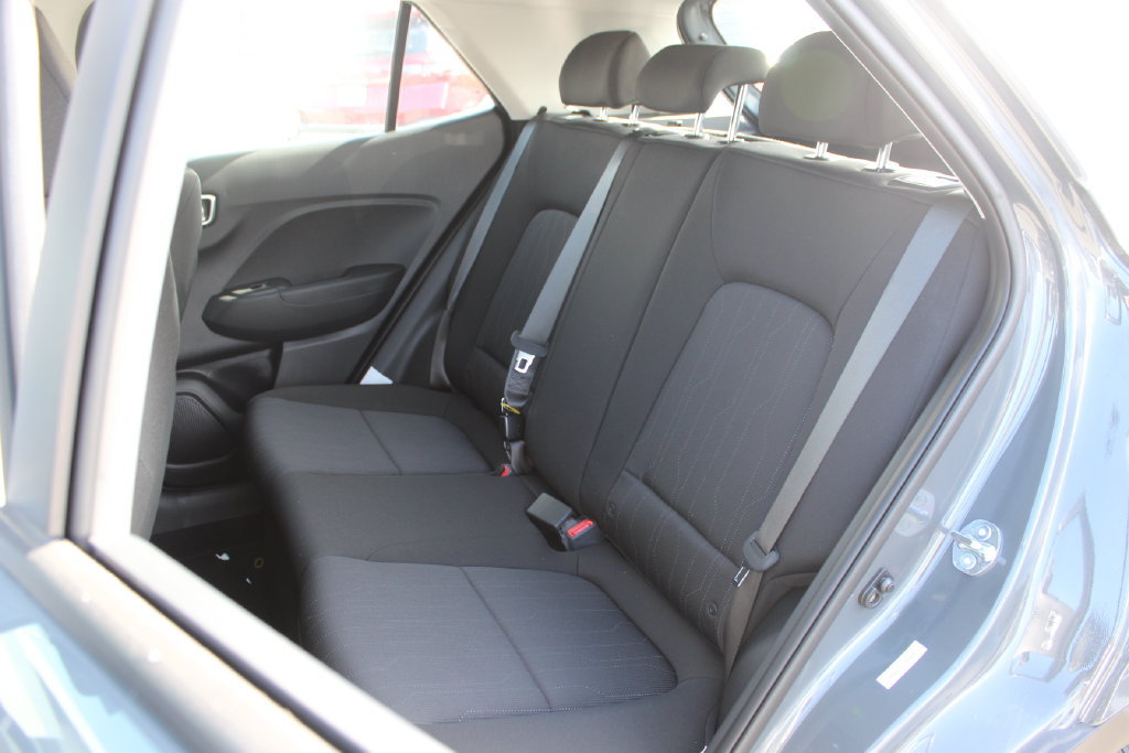 New 2026 Hyundai Venue SE FWD image 13