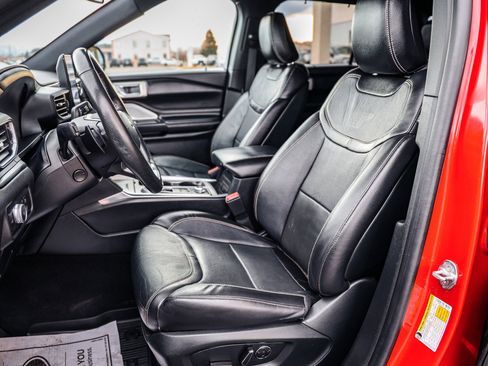 Certified 2020 Ford Explorer ST w/ ST Street Pack image 10