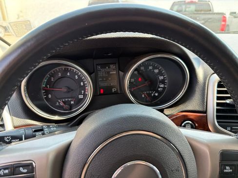 Used 2013 Jeep Grand Cherokee Limited RWD image 15