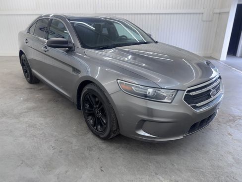 Used 2018 Ford Taurus Police Interceptor image 3