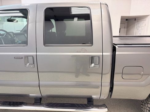 Used 2014 Ford F250 Lariat w/ Lariat Ultimate Package image 6