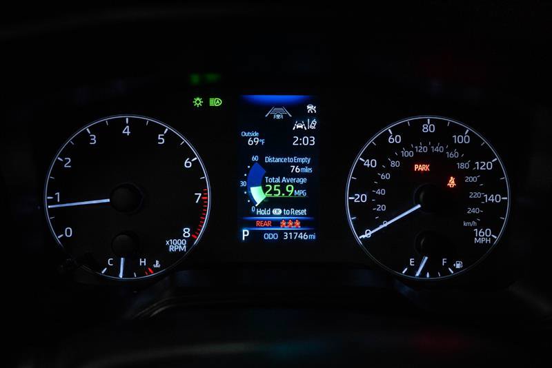 Used 2025 Toyota Corolla Cross LE FWD image 15