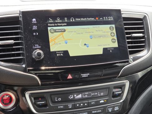 Certified 2021 Honda Pilot Black Edition image 6