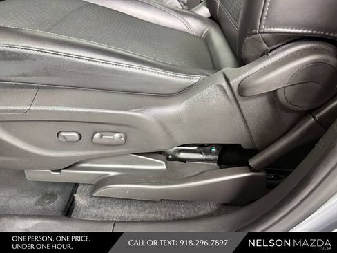 Used 2019 Buick Encore Preferred FWD image 18
