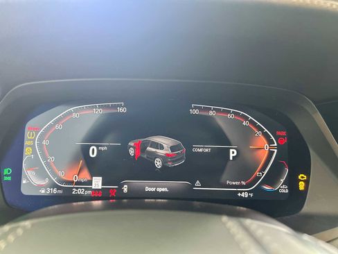 Used 2023 BMW X5 xDrive40i w/ Premium Package image 10