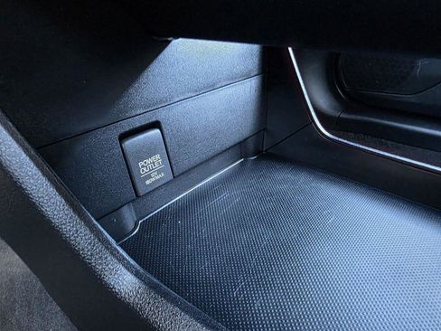 Used 2019 Honda Clarity Plug-In Hybrid image 21