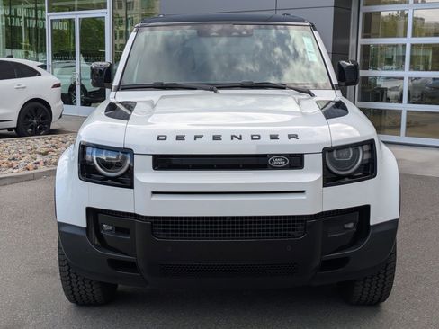 New 2026 Land Rover Defender 110 S AWD/4WD image 2