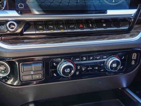 Used 2022 GMC Sierra 1500 Elevation w/ Elevation Premium Package image 21