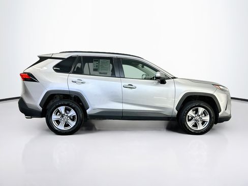 Used 2025 Toyota RAV4 XLE AWD/4WD image 10