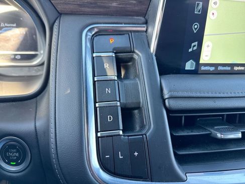 Used 2024 Chevrolet Suburban LT AWD/4WD image 18
