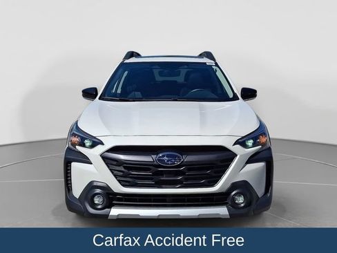 Used 2025 Subaru Outback Limited AWD/4WD image 3