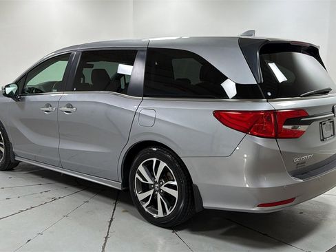 Used 2022 Honda Odyssey Touring image 7