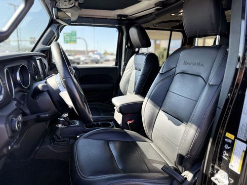 Used 2022 Jeep Wrangler Unlimited Sahara w/ Cold Weather Group image 19