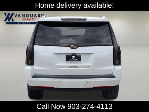 Used 2018 Cadillac Escalade Luxury AWD/4WD image 7